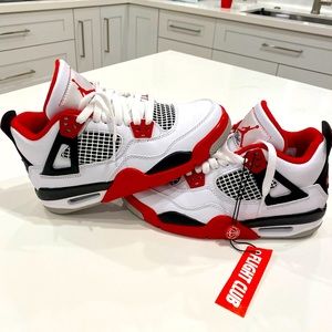 Brand new never worn JORDAN size 4